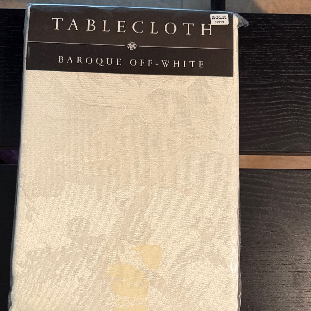 Bed Bath & Beyond Baroque Tablecloth - Off-White